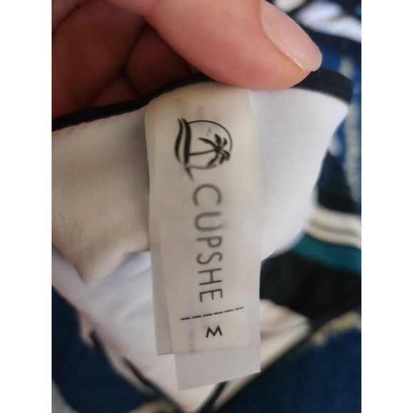 Cupshe Women's 2 piece  Bikini Swimsuit M - Picture 4 of 9